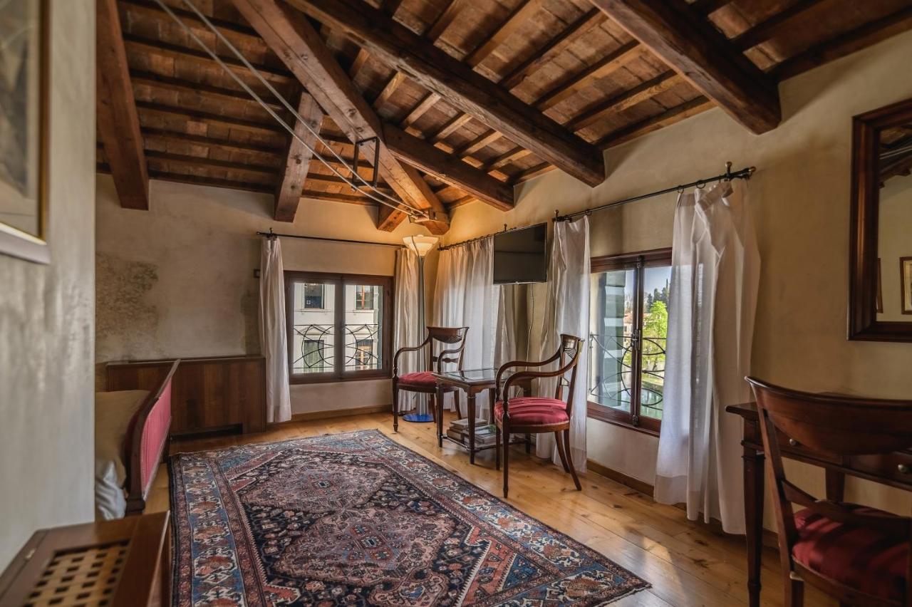 Le Camere Di Palazzo Bortolan Treviso Exterior photo