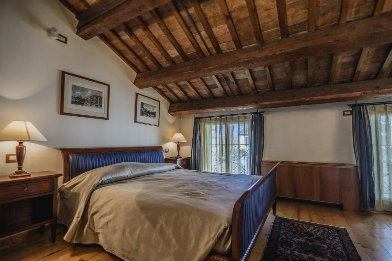 Le Camere Di Palazzo Bortolan Treviso Exterior photo